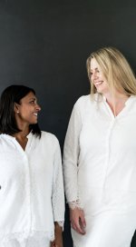 Dublin set top close up white lace LDS temple