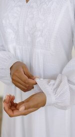 Auckland LDS temple dress with seersucker sleeves and full size pockets